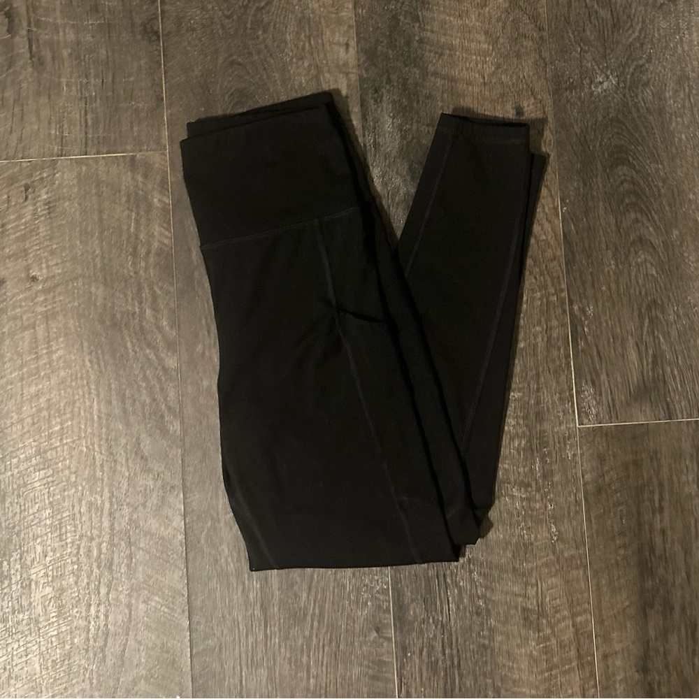 Black leggings with pockets!